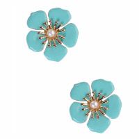 Flower earrings. Shop in Ukrainian Marriage Agency.