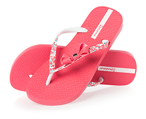 Pink flip-flops. Shop in Ukrainian Marriage Agency.