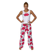 Pajamas “Kiss”. Shop in Ukrainian Marriage Agency.