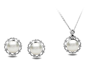 Pearl Set. Shop in Ukrainian Marriage Agency.
