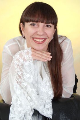 Halyna from Rovno, Ukraine girl pictures