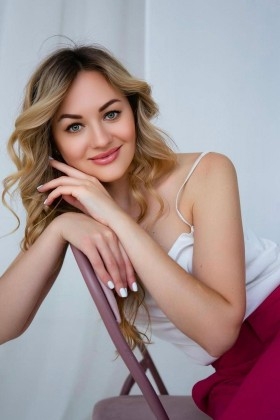 Victoria from Kremenchug, Ukraine girl pictures