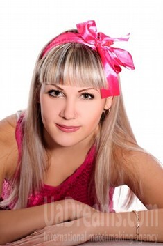 Tanya from Cherkasy 30 years - good girl. My small public photo.