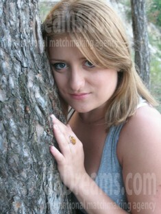 Anna from Sumy 23 years - loving woman. My small public photo.