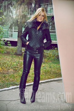Anastasia from Zaporozhye 22 years - eyes lakes. My small public photo.