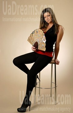 Alina from Ivanofrankovsk 24 years - joy and happiness. My small public photo.