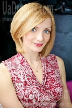 Liliya from Merefa 30 years - kind russian girl. My small public photo.