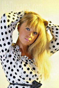 Marina from Merefa 30 years - beautiful woman. My small public photo.