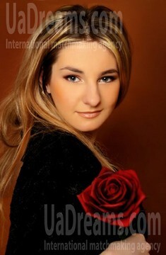 Anna from Poltava 22 years - eyes with love. My small public photo.