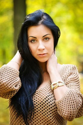 Yana from Rovno 22 years - happy woman. My big primary photo.