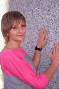 Myroslava from Rovno 20 years - attentive lady. My mid primary photo.