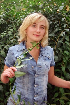 Ivanna from Rovno 25 years - kind russian girl. My small primary photo.