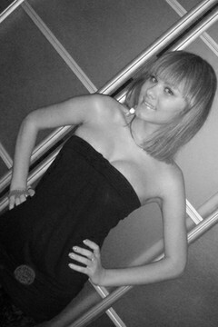 Alina from Sumy 23 years - eyes lakes. My small primary photo.