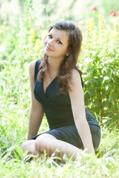 Olesya from Ivanofrankovsk 20 years - ukrainian woman. My small public photo.