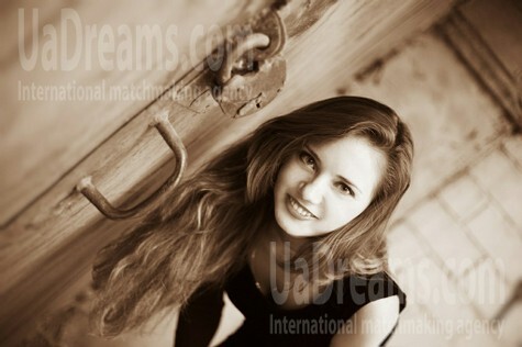 Katyusha from Nikolaev 24 years - want to be loved. My small public photo.