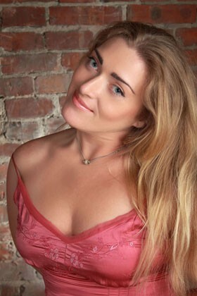 Oksana from Merefa 33 years - ukrainian girl. My big primary photo.