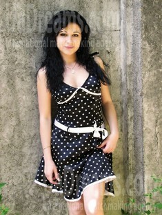 Lida from Sumy 25 years - wants to be loved. My small public photo.