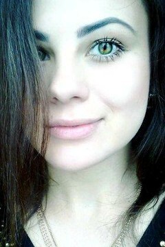 Julia from Rovno 20 years - morning freshness. My small primary photo.