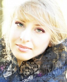 Julia from Zaporozhye 26 years - amazing appearance. My small public photo.