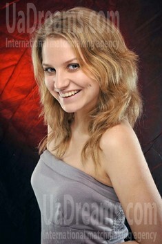 Marinka from Rovno 20 years - creative image. My small public photo.
