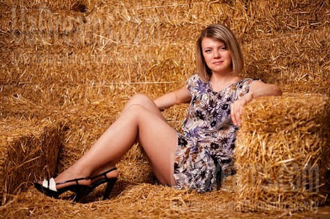 Yana from Donetsk 36 years - a little sexy. My small public photo.
