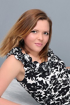 Helena from Sumy 34 years - ukrainian bride. My small primary photo.