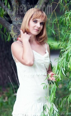 Tatiana from Rovno 32 years - search for love. My small public photo.