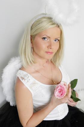 Aliona from Rovno 34 years - Music-lover girl. My big primary photo.