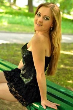 Natalie from Rovno 19 years - mysterious beauty. My mid primary photo.