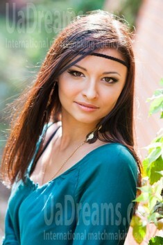 Ilona from Poltava 20 years - seeking man. My small public photo.