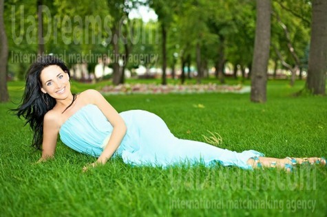 Victoria from Merefa 31 years - wants to be loved. My small public photo.