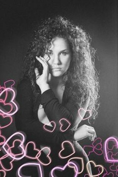 Ann from Cherkasy 20 years - bride for you. My small primary photo.