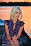 Yana from Zaporozhye 26 years - sunny day. My small primary photo.