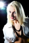 Anna from Rovno 22 years - bright smile. My small primary photo.
