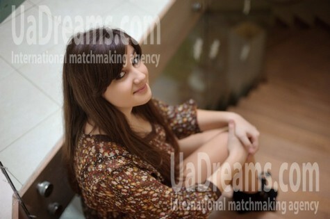 Zoryana from Ivanofrankovsk 18 years - want to be loved. My small public photo.