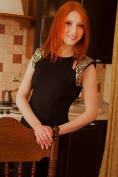 Alina from Poltava 21 years - cool photo shooting. My mid primary photo.