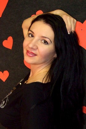 Oksana from Sumy 30 years - easy charm. My big primary photo.