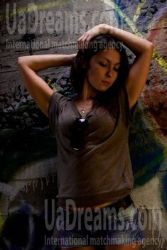 Anna from Kremenchug 32 years - morning freshness. My small public photo.