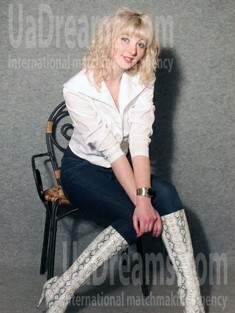 Nastya from Lutsk 21 years - amazing appearance. My small public photo.