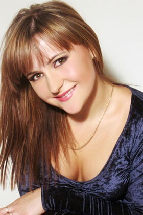 Anya from Lutsk 24 years - intelligent lady. My big primary photo.