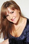 Anya from Lutsk 24 years - romantic girl. My small primary photo.