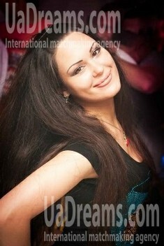 Alina from Lutsk 25 years - ukrainian girl. My small public photo.