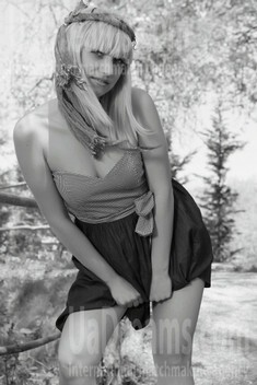 Tanya from Simferopol 25 years - searching life partner. My small public photo.