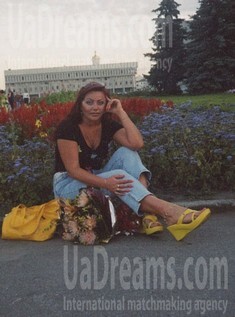 Oksana from Sumy 39 years - soft light. My small public photo.