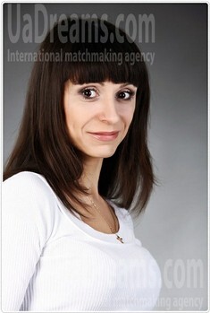 Alla from Donetsk 35 years - bright smile. My small public photo.