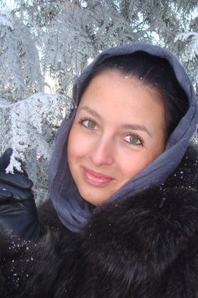 Oksana from Sumy 25 years - seeking soulmate. My big primary photo.
