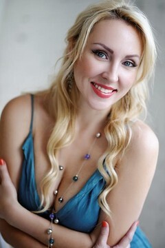 Olechka Zaporozhye 38 y.o. - look for fiance - small primary photo. Olechka from Zaporozhye 38 years - look for fiance. My small primary photo.