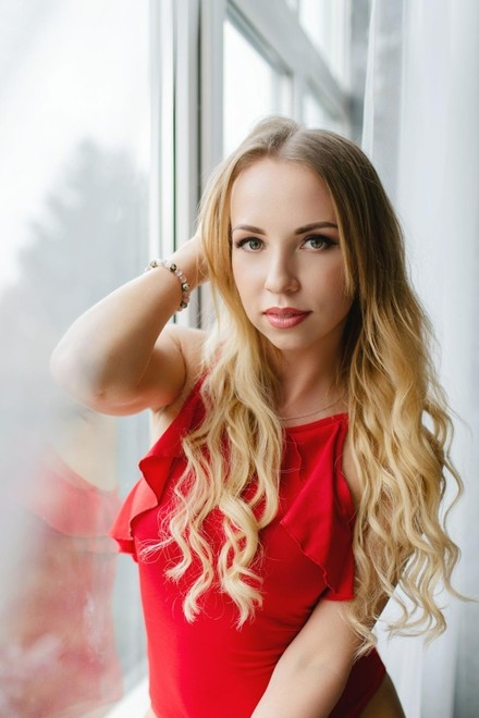 Polina Lutsk 31 y.o. - waiting for you - small primary photo. Polina from Lutsk 31 years - waiting for you. My small primary photo.