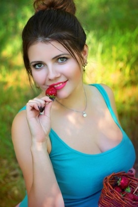 Margo from Zaporozhye 34 years - natural beauty. My small primary photo.