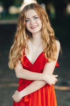 Yuliana Lutsk 20 y.o. - easy charm - small primary photo. Yuliana from Lutsk 20 years - easy charm. My small primary photo.